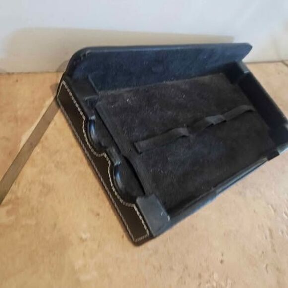 Black Leather File Folder Organizer Charging Station Letter Holder 12"x9"x10" - Picture 8 of 9